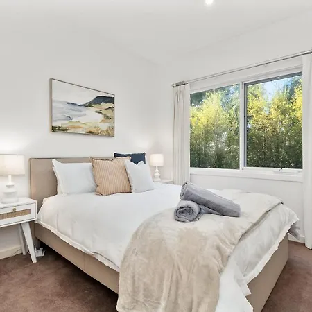 Seaford Luxe Beach House 2023 Bdc Traveller Award Winner Exterior photo